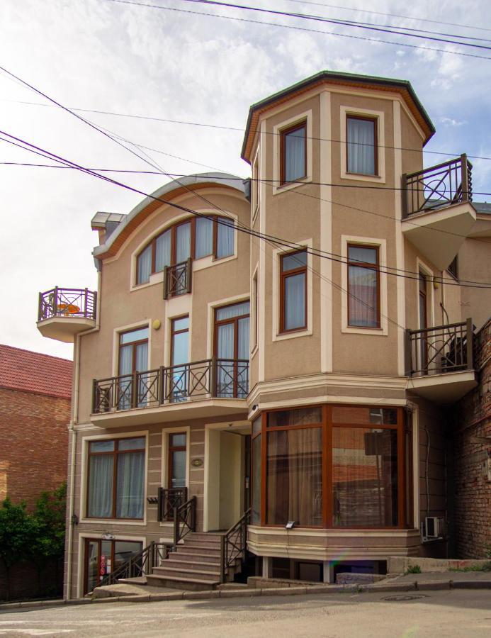 Aia Hotel Tbilisi Esterno foto