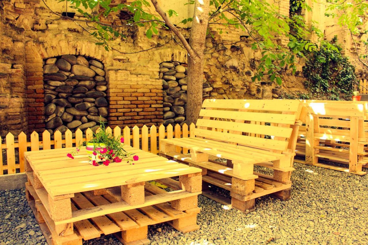 Aia Hotel Tbilisi Esterno foto