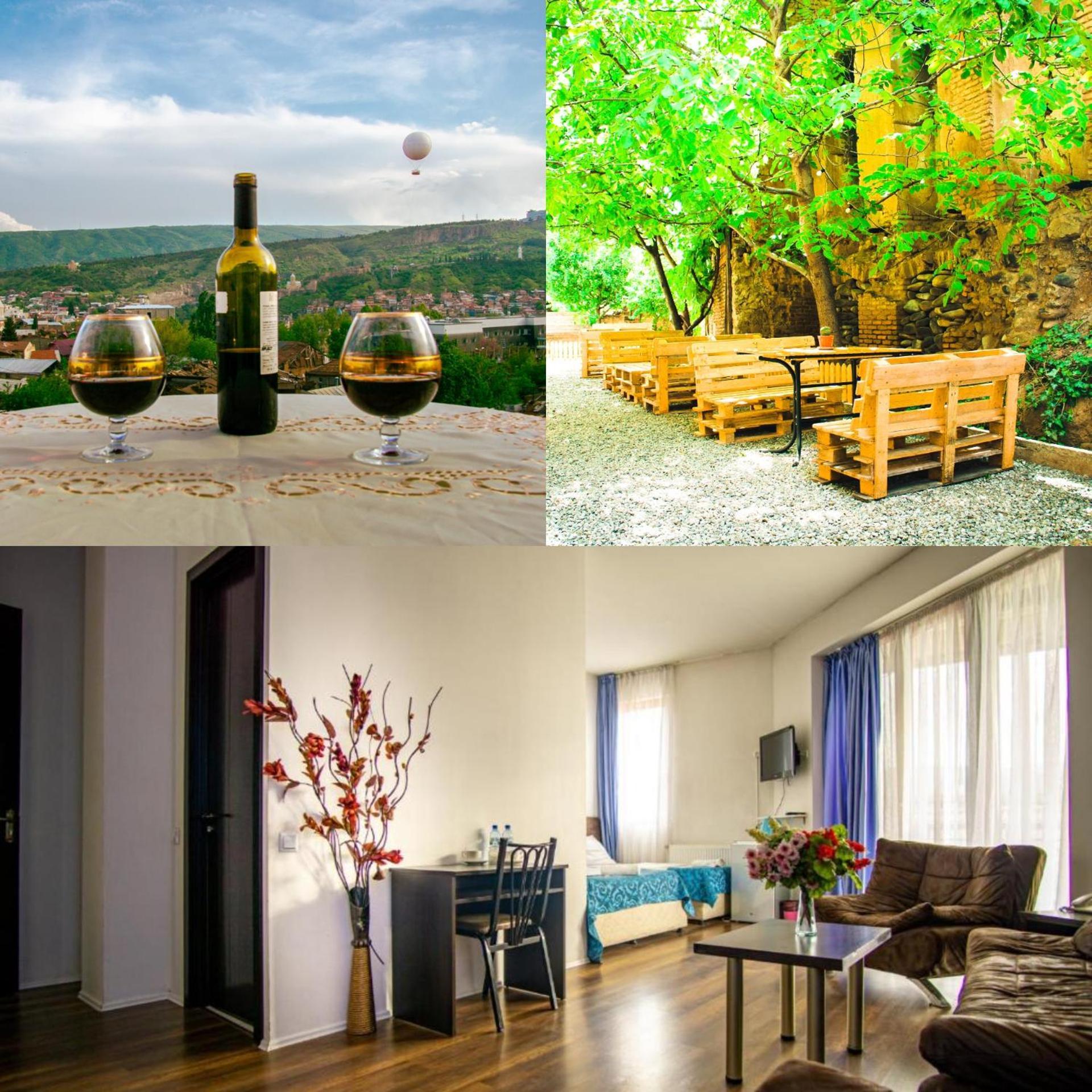 Aia Hotel Tbilisi Esterno foto